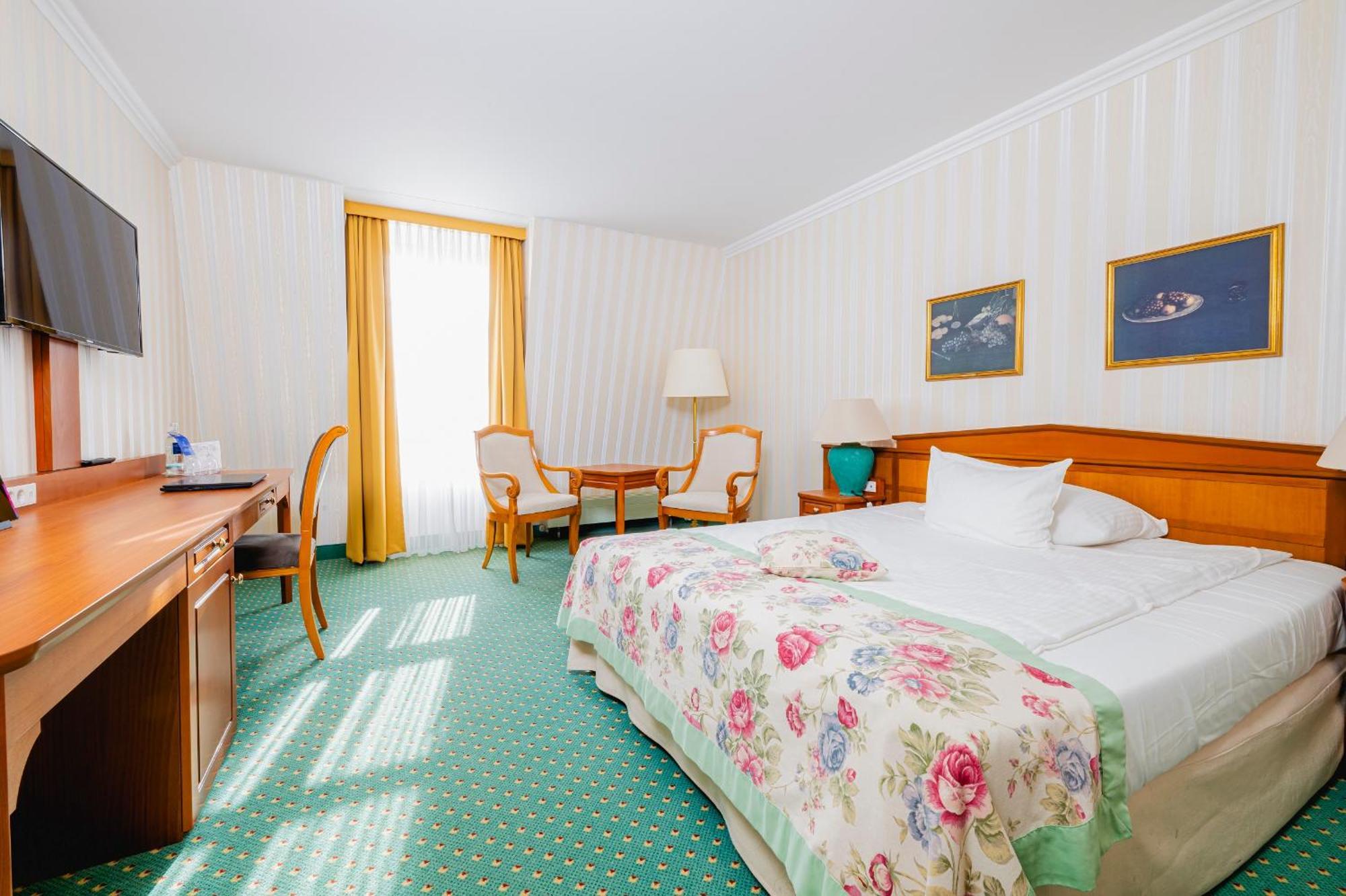 Hotel Am Schlosspark Гота Экстерьер фото